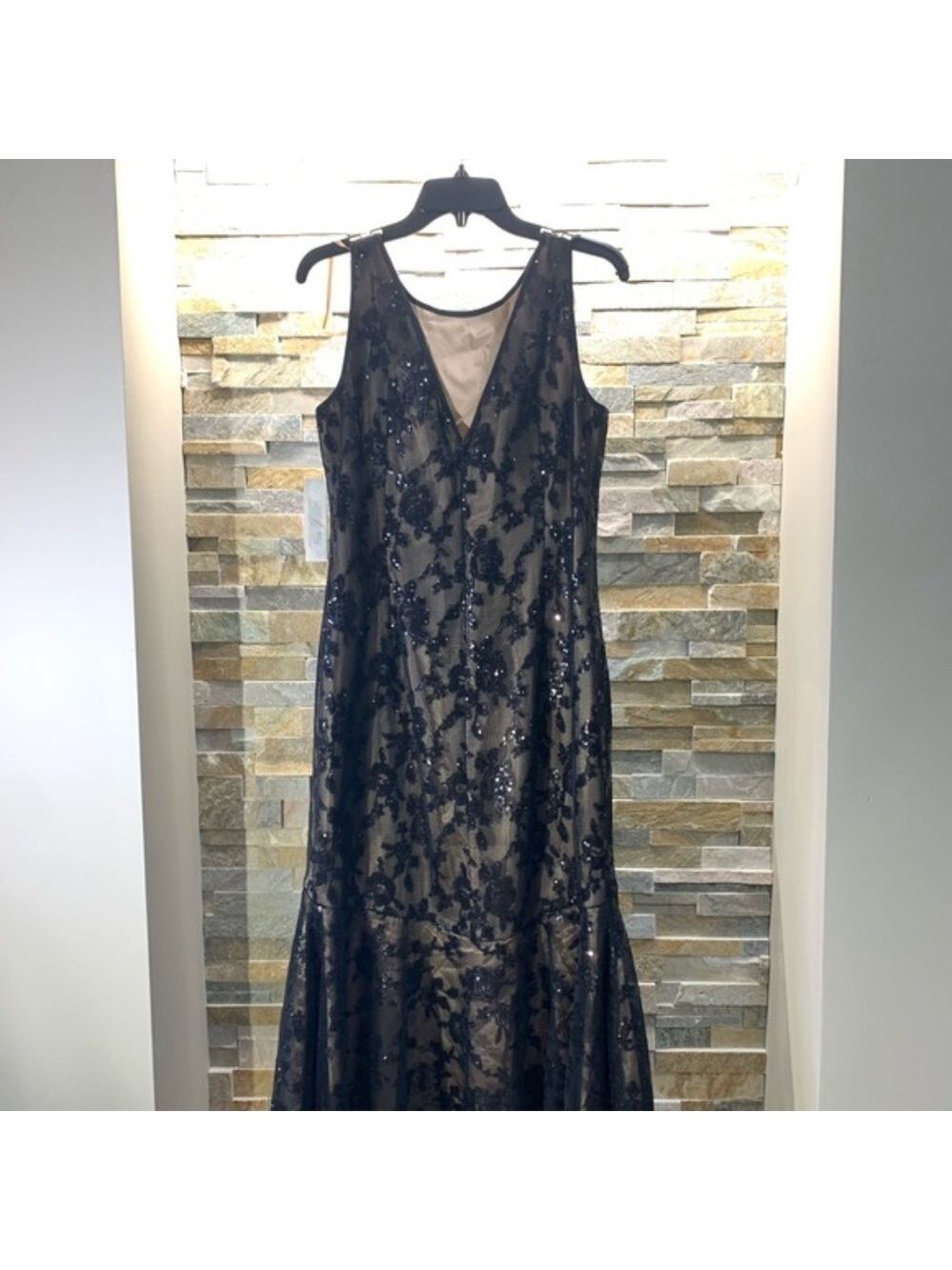 ELIZA J Sequin & Lace High/low Trumpet Gown - Picture 5 of 10